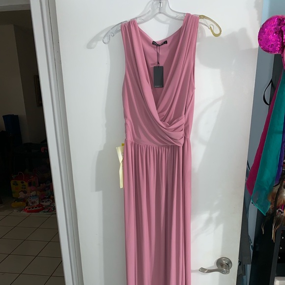 Dresses & Skirts - Long pink maxi dress